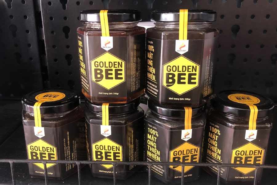 Các sản phẩm mật ong tại cửa hàng Đặc sản miền Tây